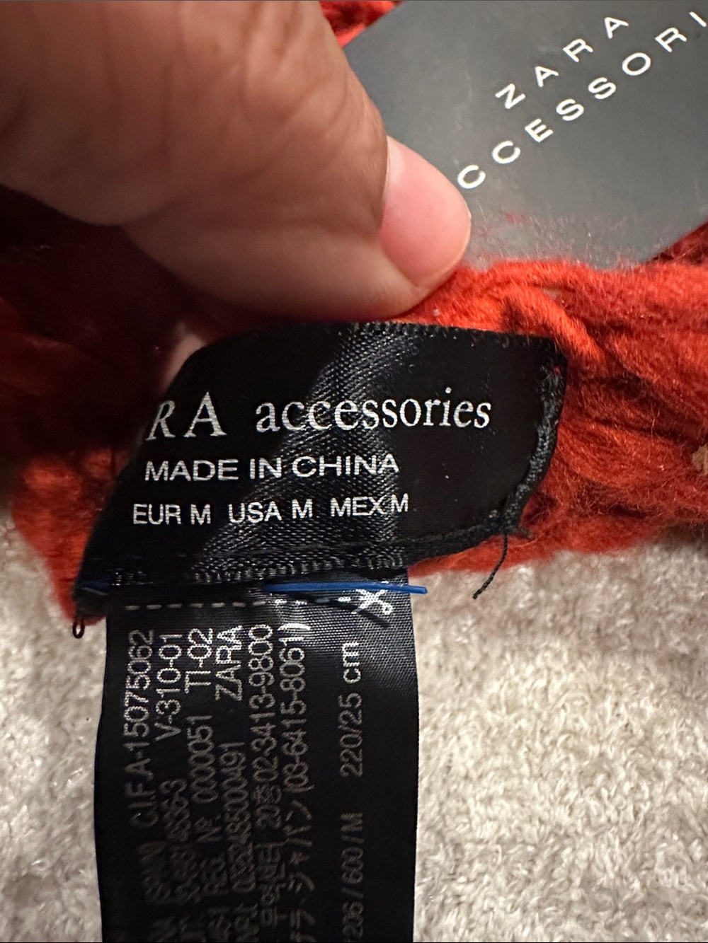 Zara Rust Red Textured Knit Scarf - Picture 5 of 7